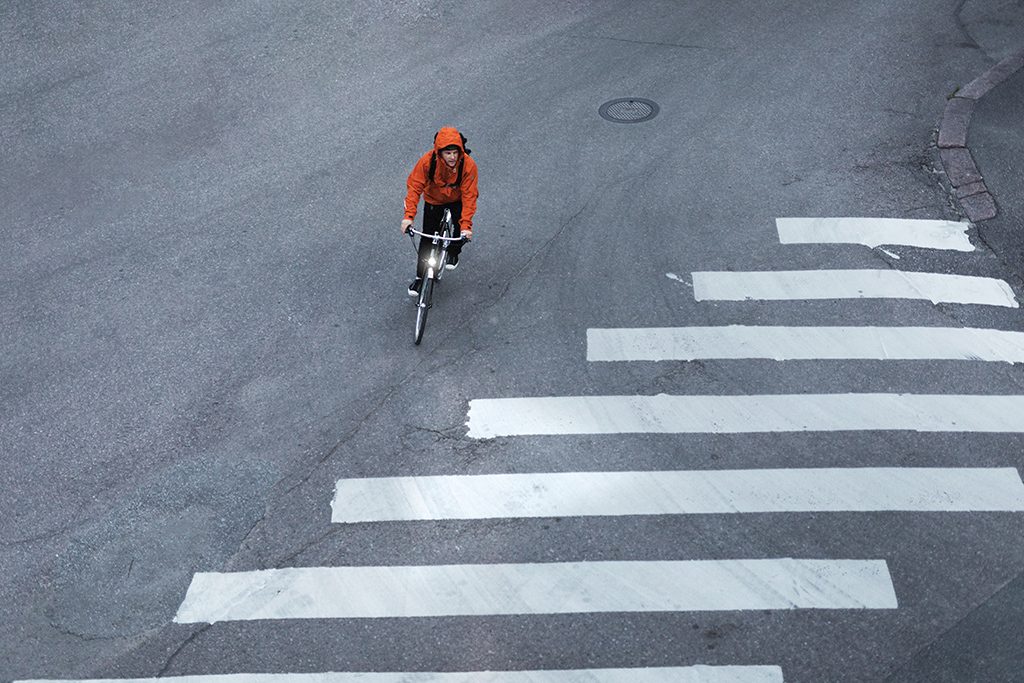 Pelagon Hanko Commuter-pyörässä on dynamovalo, joka saa energiansa pyörän liikkeestä.