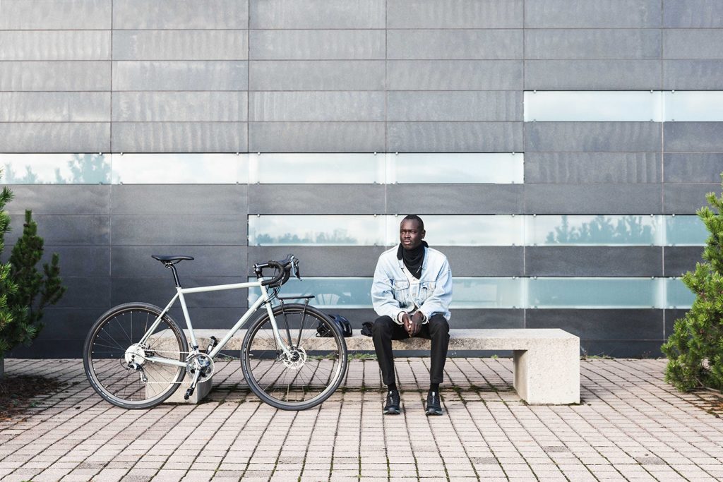 Formal Friday X Pelago merino wool bandana is a versatile and durable product for cycling.