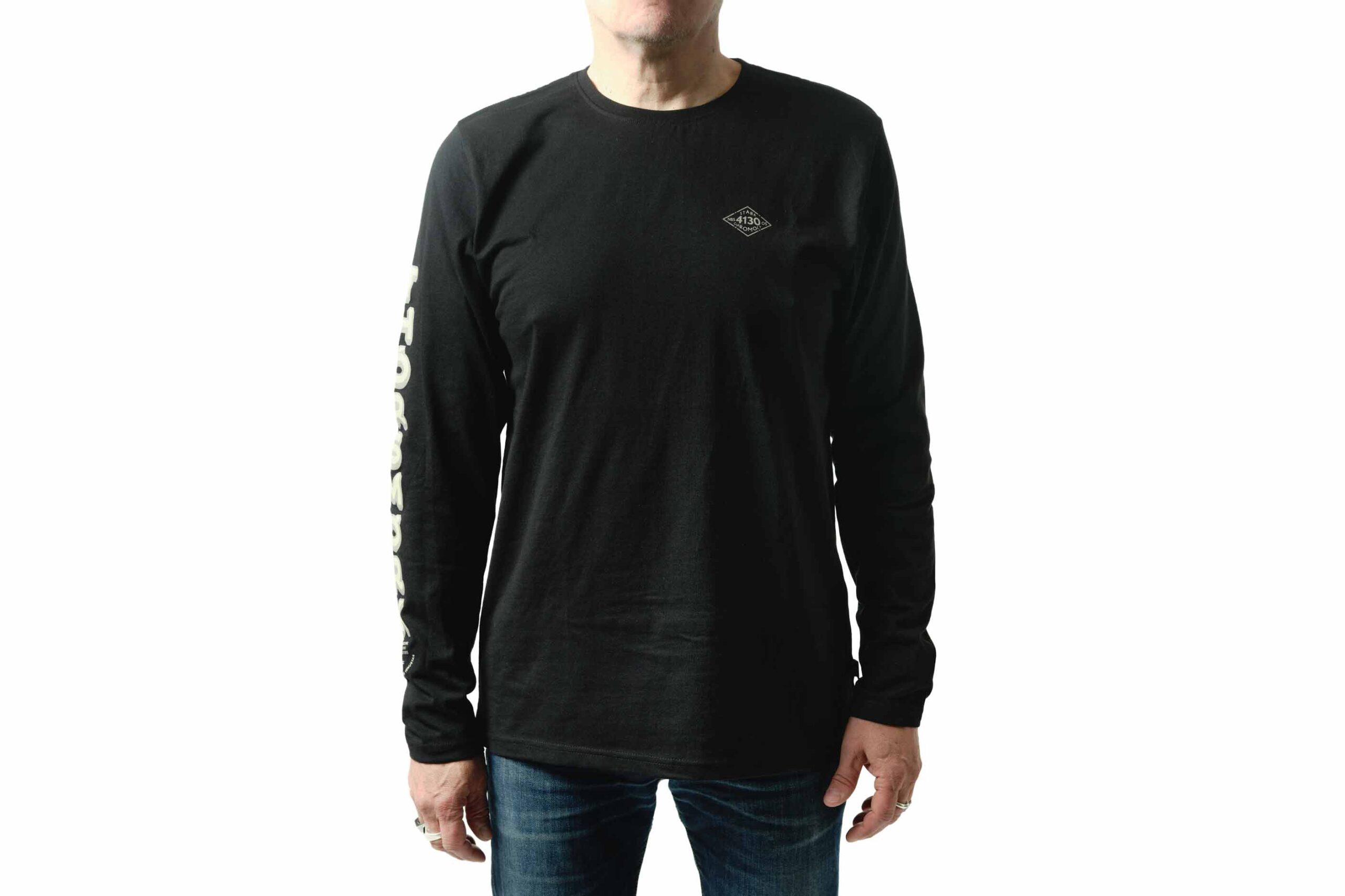 Pelago_Thorsmork_longsleeve_t-shirt_black1 Pelago Thorsmörk long sleeve t-shirt in black color with sleeve prints