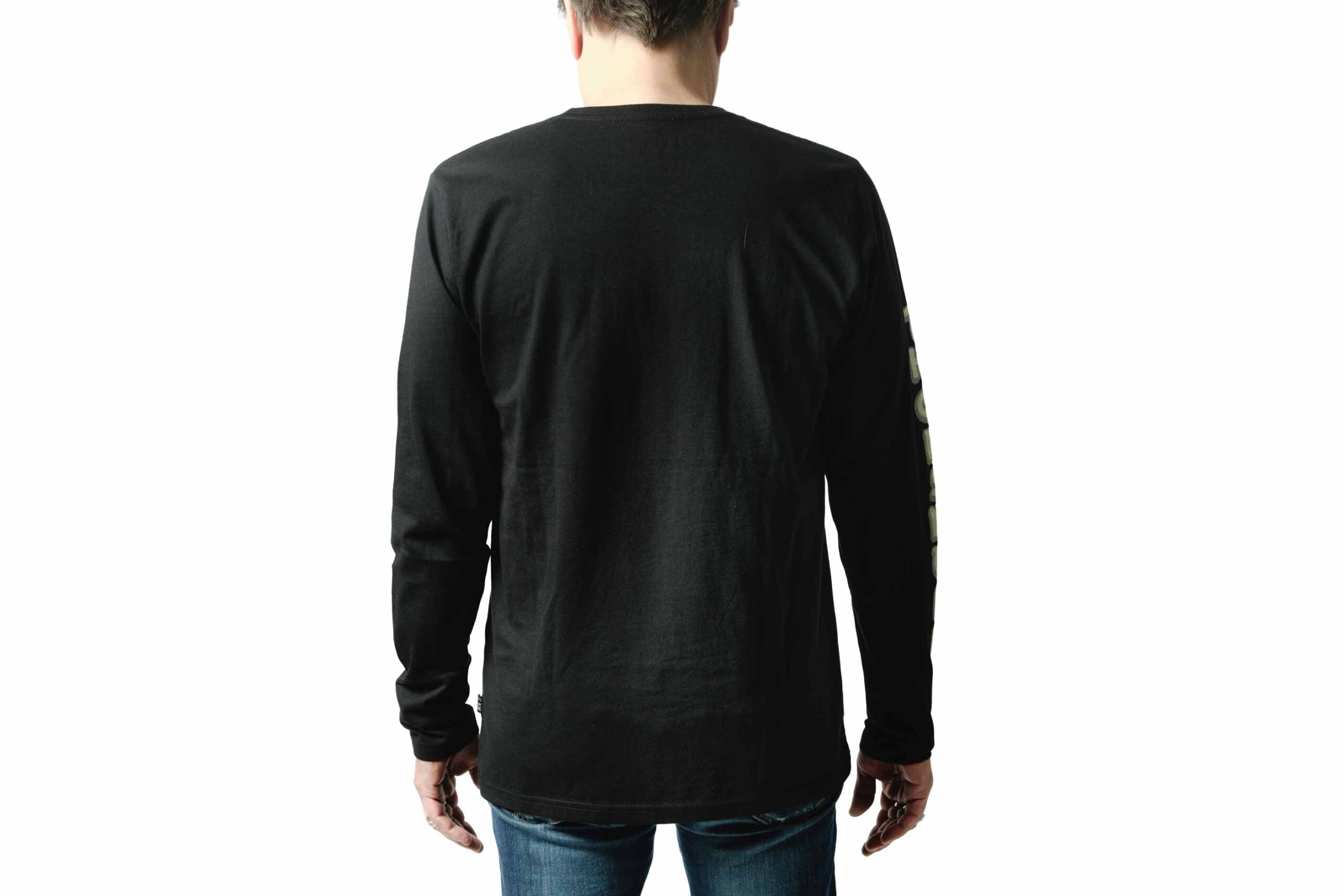 pelago_thormork_longsleeve_t-shirt_black3
